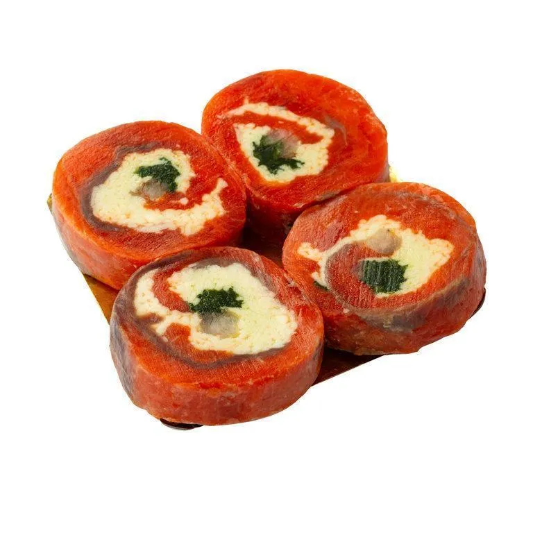 Rulet-iz-nerki-syrom-shpinatoi-i-krevetkami-sm-sht-6